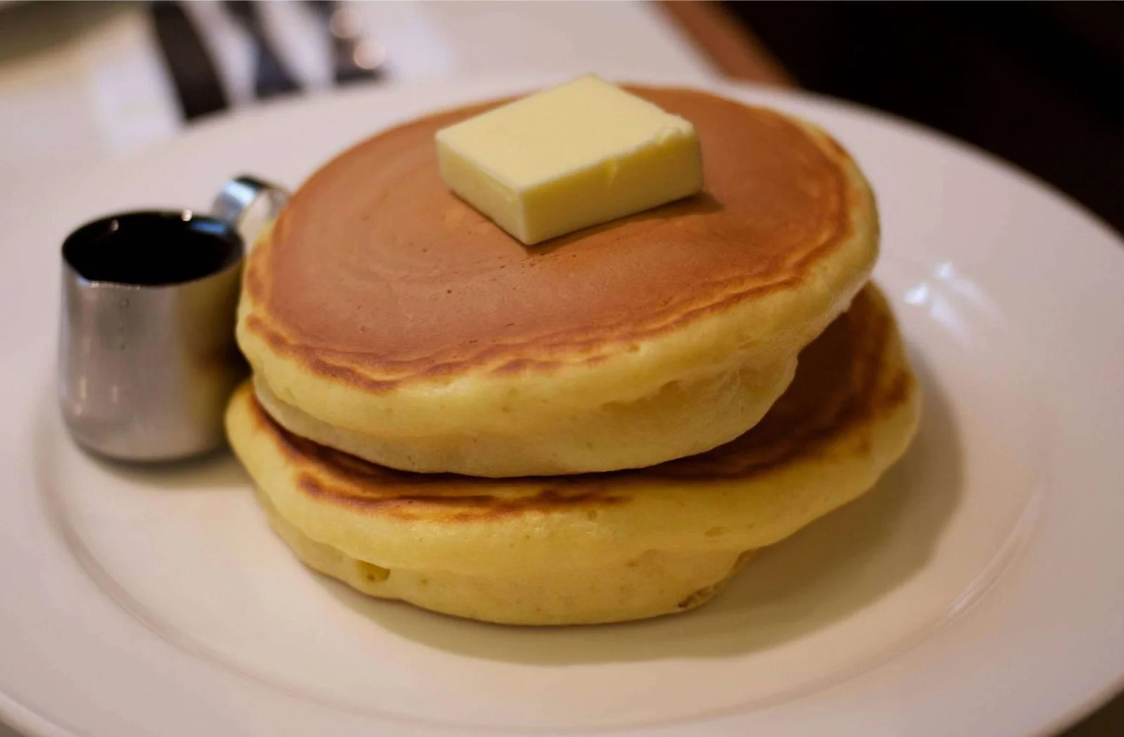 Quick breakfast recipe of fluffy pancakes